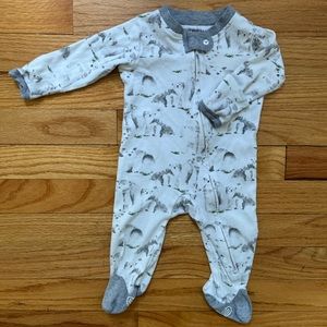 Burt’s bees baby footie 0-3 months